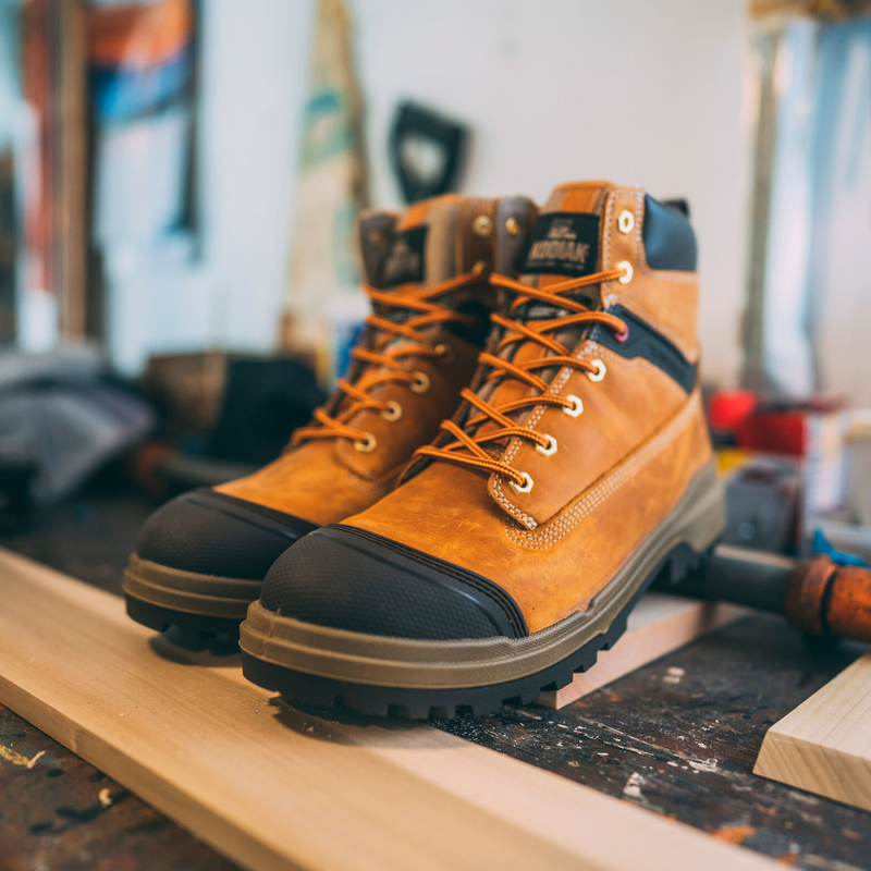 Men's Kodiak ProWorker® Master 6" Composite Toe Safety Work Boot image number 8