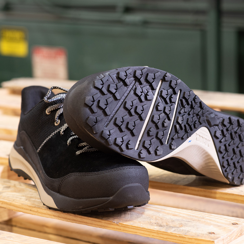 Men's Kodiak Quicktrail Leather Low Nano Composite Toe Athletic Safety Work Shoe image number 9