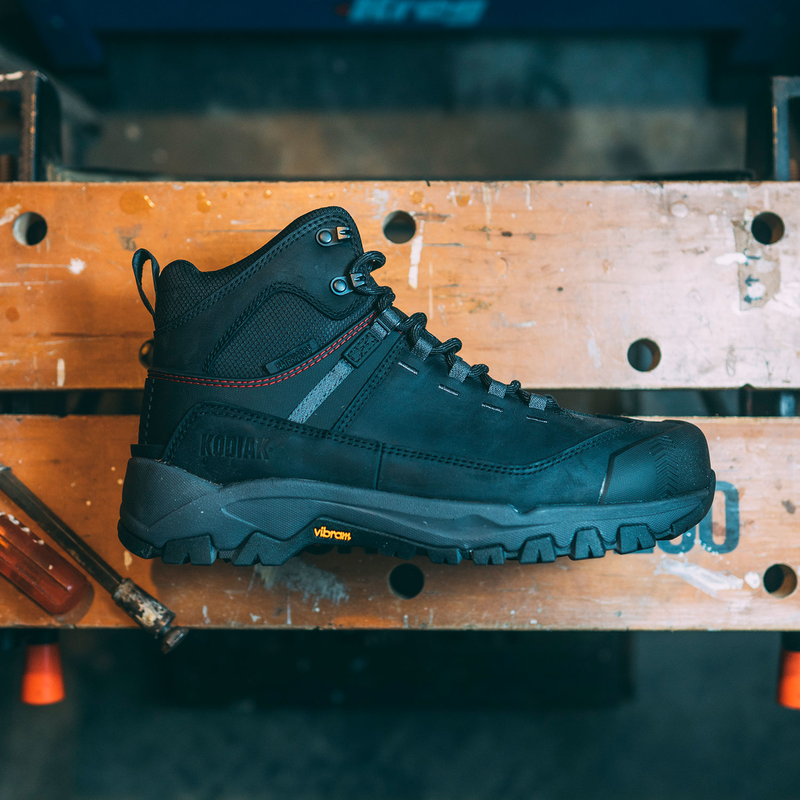 Men's Kodiak Quest Bound Mid Waterproof Composite Toe Hiker Safety Work Boot image number 10